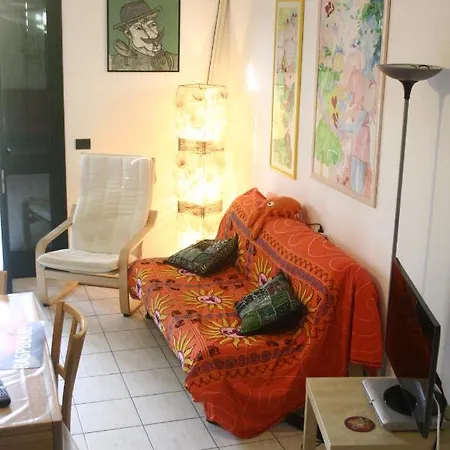 A Casa Di Leda